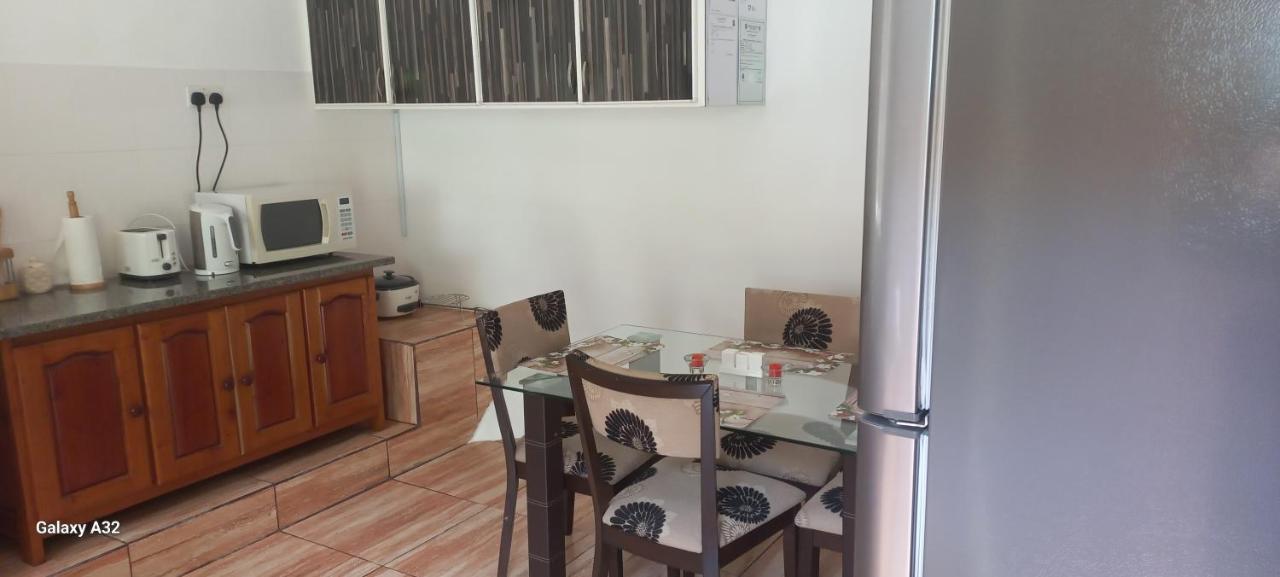 Loversnest Self Catering Anse aux Pins 외부 사진