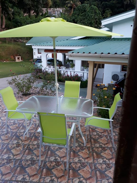 Loversnest Self Catering Anse aux Pins 외부 사진